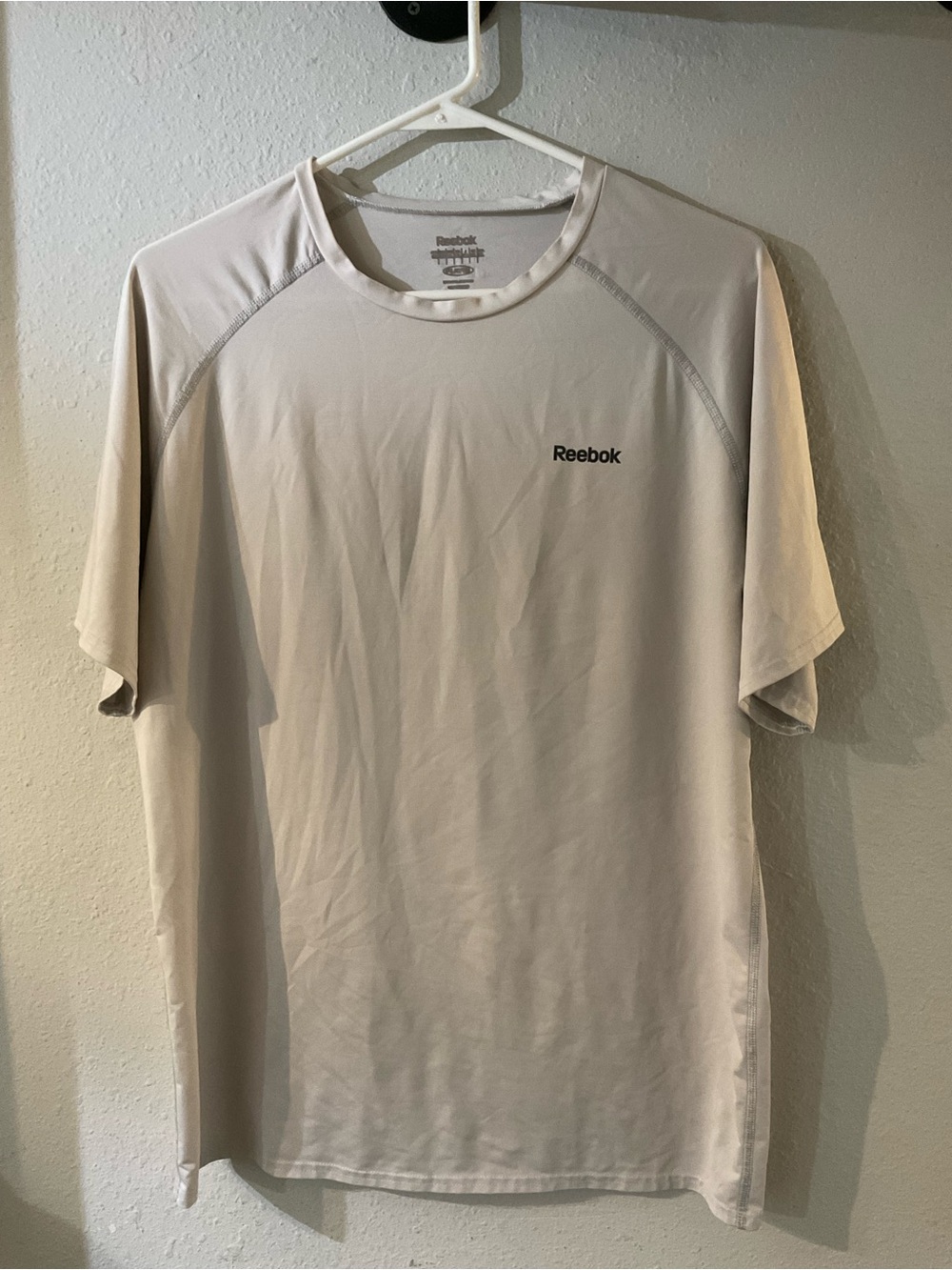 Reebok Men's Light Taupe Short-Sleeve Athletic Tee